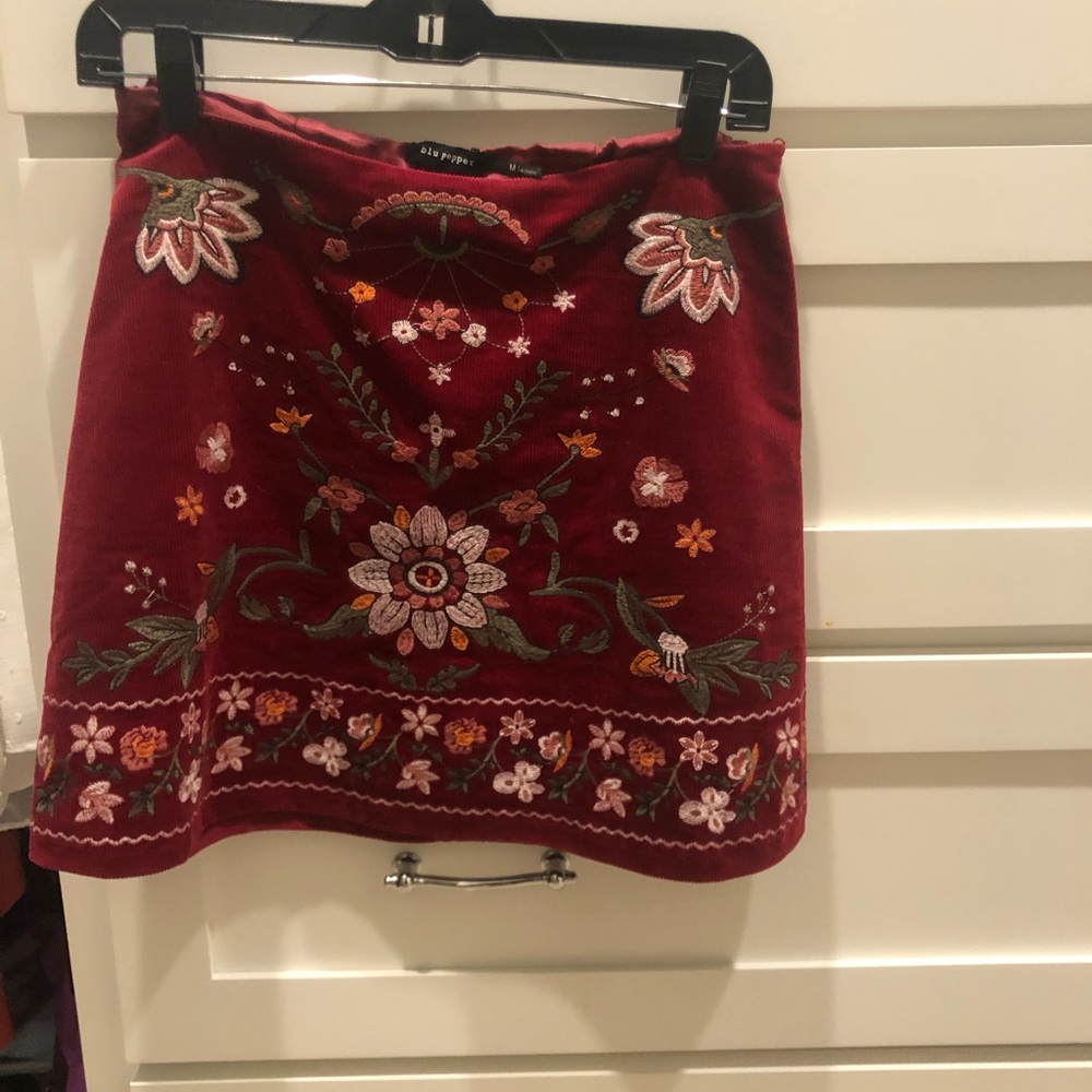 Floral print skirt